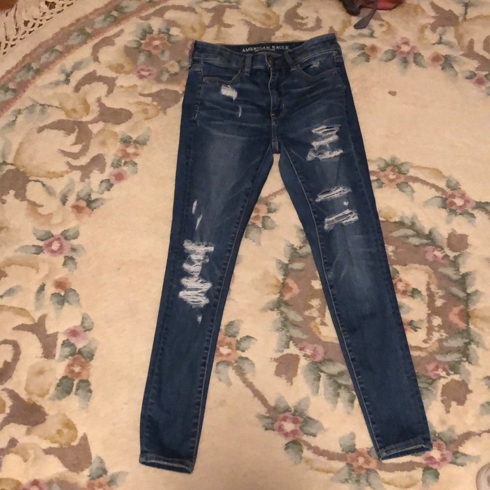 American eagle ripped jeans